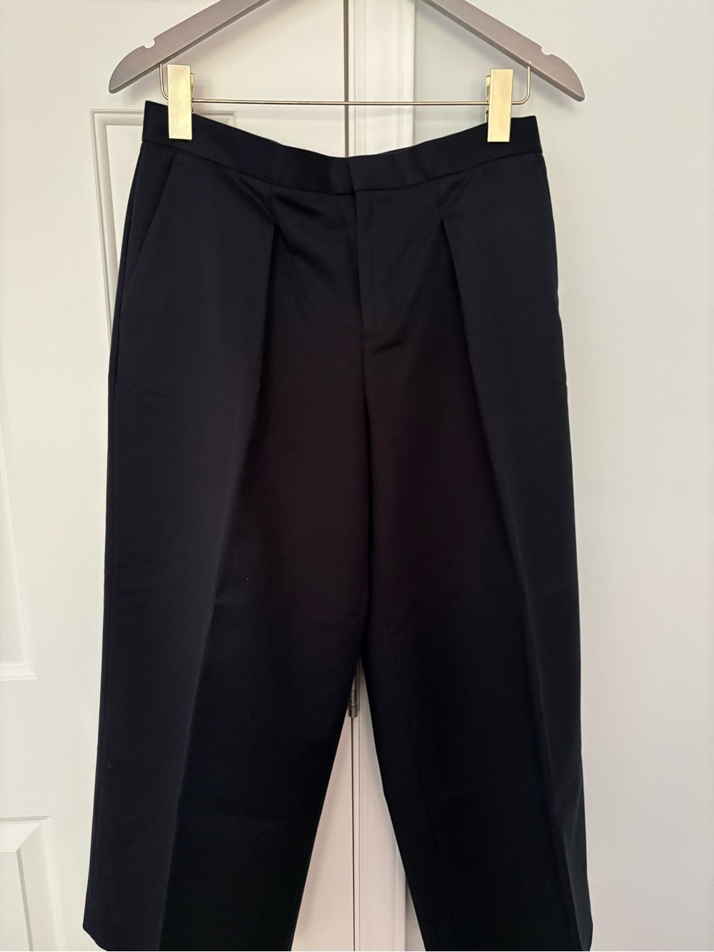 Women’s Black High-Waist Pleated Wide Leg Trousers